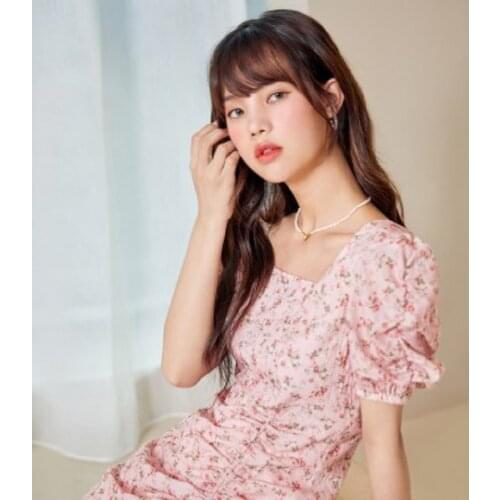 Temperament Small Square Neck With Meat Covered Bubble Sleeve Pleated Floral Dress