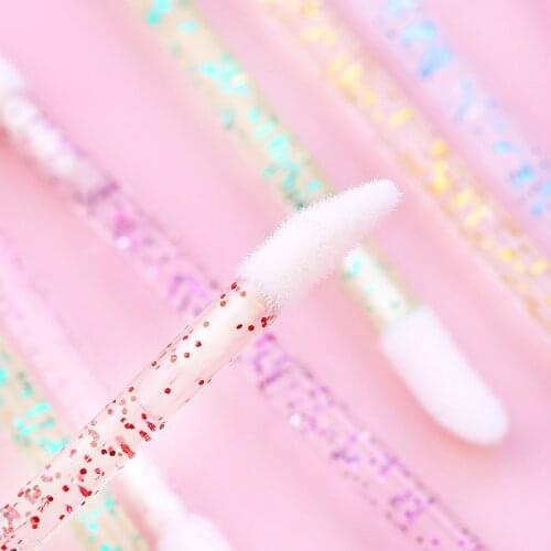 50pcs Shiny Lip Brush Disposable Lip Mascara Wands Concealer Applicator Comb Grafting Beauty Makeup Tool