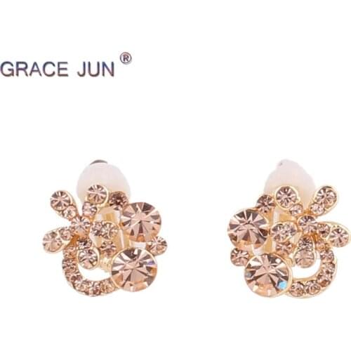 GRACE JUN 2018 New Arrival Rhinestone Crystal Flower Shpe Clip on Earrings No Pierced for Women Charm Jewelry Accessory 2 Colors