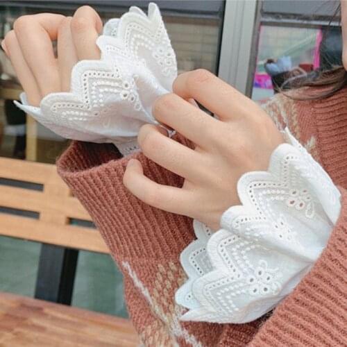 Womens Pleated lace ruffle renaissance Cuffs Hollow Out Embroidery Floral Lace cuff lace Sleeves removable detachable sleeves
