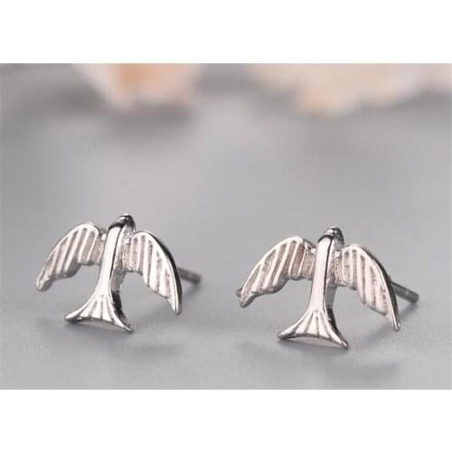 Cute Personality Sweet Little Swallow 925 Sterling Silver Jewelry Beautiful Bird Female Temperament Stud Earrings E050
