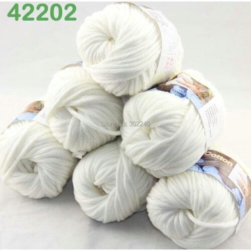 LOT of 6 Balls X 50g Special Thick Worsted Cotton Knitting Yarn off White 2202