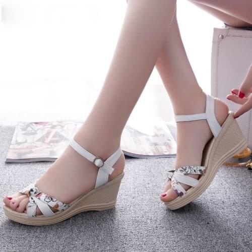 New Shoes Women Sandals Summer Wedge Sandals 2021 Women Shoes Bohemian Fashion Buckle Classic Non-slip Sandals Shoes Women 18