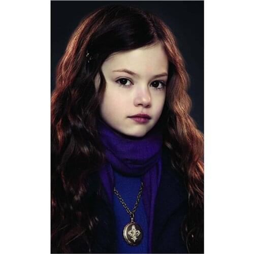 5D DIY Full Round Diamond Painting Movie Star "Mackenzie Foy" 3D Embroidery Cross Stitch Rhinestone Mosaic Home Decor Gift YC162