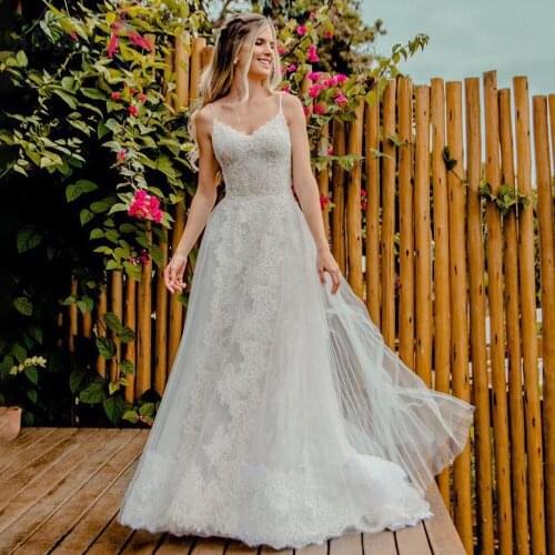 Elegant appliques mesh wedding dress 2020 Spaghetti straps v-neck vestidos de noiva Sexy backless gowns plus size