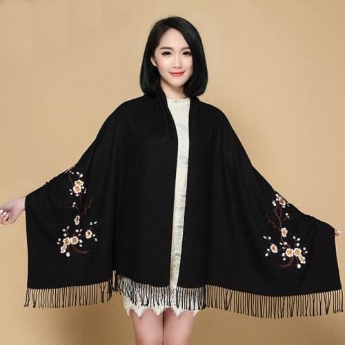 New Chinese Embroider Flower Scarf Ladies Ethinc Style Winter Warm Thicken Pashmina Cashmere Oversized Shawl for Women