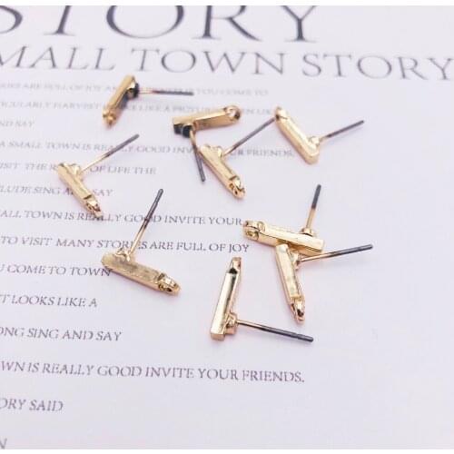 Gold-shaped alloy earrings Simple and elegant temperament earrings can DIY other accessories