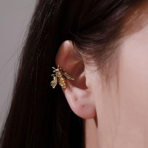 1Pc Bee Shape Ear Clip Cuffs Gold/silver Color Fake Ear Piercing Metal Non Piercing Clip Earrings Women Insect Ear Jewelry