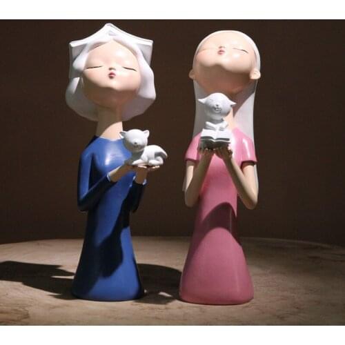 Nordic ins cute girl resin ornaments creative home decoration TV cabinet girl heart ornaments to send friends birthday gifts