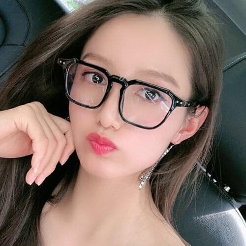 New Fashion Women Transparent Glasses Frame Retro Clear Mirrors Square Computer Eyeglasses Vintage Nerd Optical Spectacle Frames