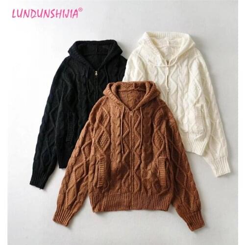 LUNDUNSHIJIA 2021 Autumn Winter Women White Twist Knitting Hooded Cardigan Sweaters Ladies Loose Big Cardigans Outwear