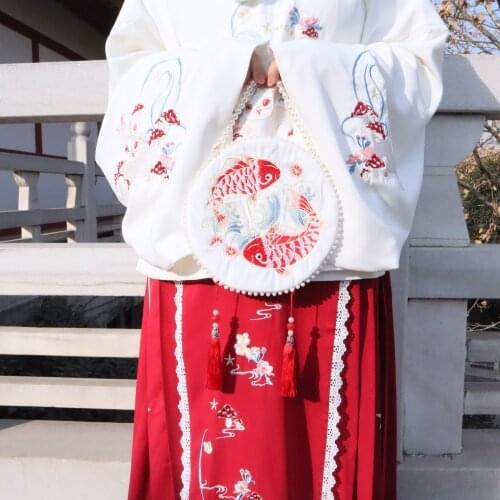 2021 Fashion Angelatracy Hanfu Fish New Year Red Tassel Embroidery Pearl Chain White Tote Cosplay Bag Shoulder Circular Bags