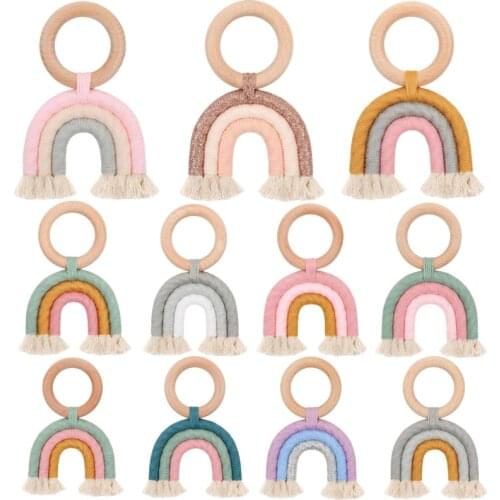 1PC BPA Free Christmas Baby Rainbow Teething Ring Safety Wooden Teether For Children Kids Baby Care Accessory Shower Gifts