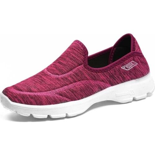 Womens Shoes Old Beijing Cloth Shoes Soft Bottom Non-Slip Middle-aged Leisure Sport Shoes Female Fashion Mom Flat Shoes Plus 43