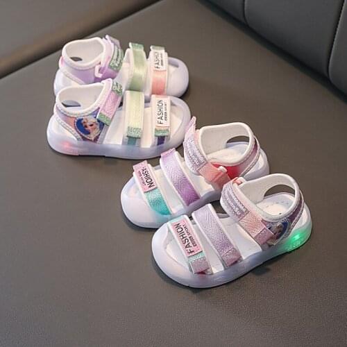 Disney Frozen Elsa Childrens sandals 2021 summer girl boy luminous sandals female baby shoes beach shoes LED lighting shoes