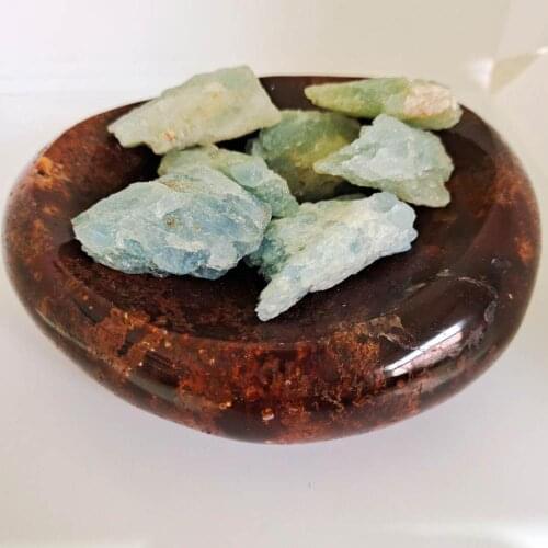 Natural Aquamarine Quartz Beryl Gemstone Crystal Stone Mineral Specimen Hand-carved Materials for Jewellery Making