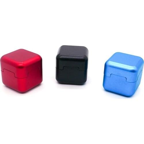 Metal Magnetic Billiards Chalk Holder Convenient Pool Snooker Chalk Holder For Quadrilateral Durable Carrying Billiard Accessory