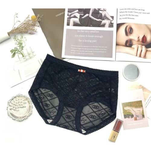 The new Chinese version sexy lace ladies underwear womens mid-waist mesh comfortable and breathable briefs