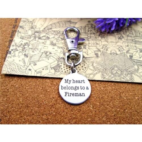 3pcs/lot high quality keychain with 20mm stainless steel circle round "My heart belongs to a fireman" charms keychain