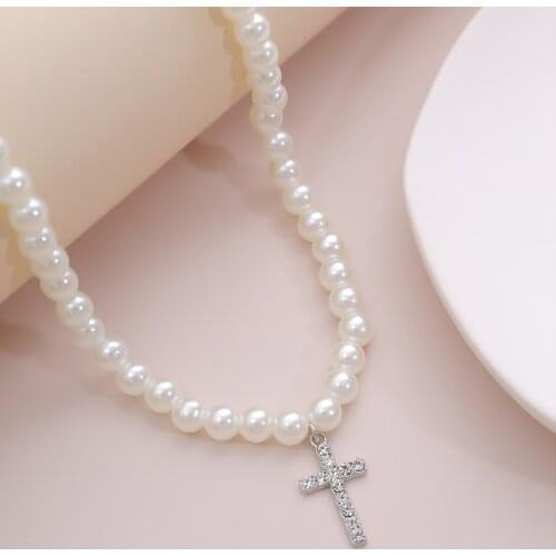 Vintage Pearl Necklace Crystal Cross Rhinestone Pendant Simply Pearl Bead Choker 6XDA