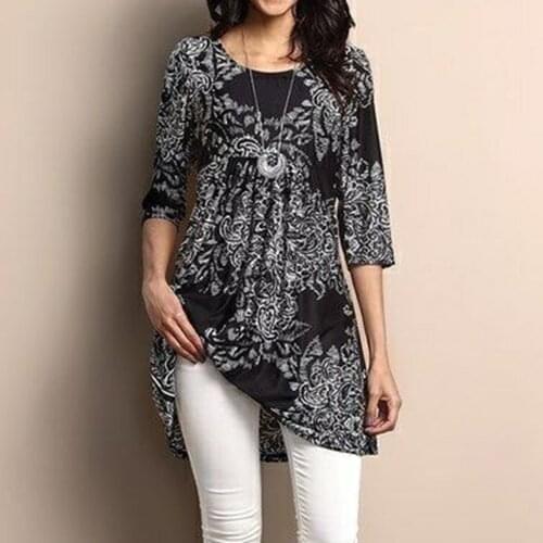 Women T-shirt Bohemian Paisley Floral Print Three Quarter Sleeve Female Shirt O-neck Muti Colors Loose Plus Size Female Tops