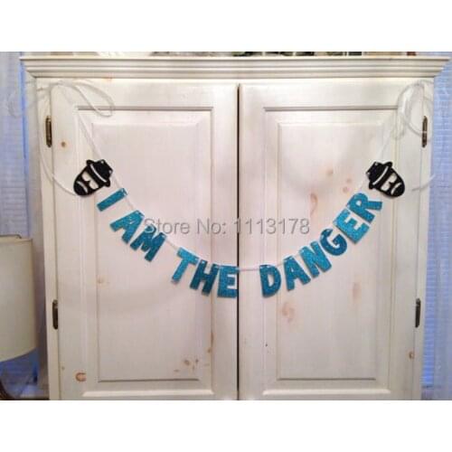 Free shipping Breaking Bad Banner -- Heisenberg / I am The Danger Glitter Banner / Photo Prop garland