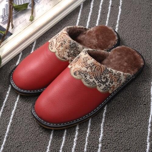 Men and Women Leather Slippers Autumn and Winter Home Couple Soft Bottom Indoor Cotton Slippers Non-slip Slippers House Shoes