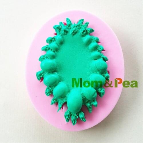 Mom&Pea 1033 Free Shipping Necklace Shaped Silicone Mold Cake Decoration Fondant Cake 3D Mold Food Grade