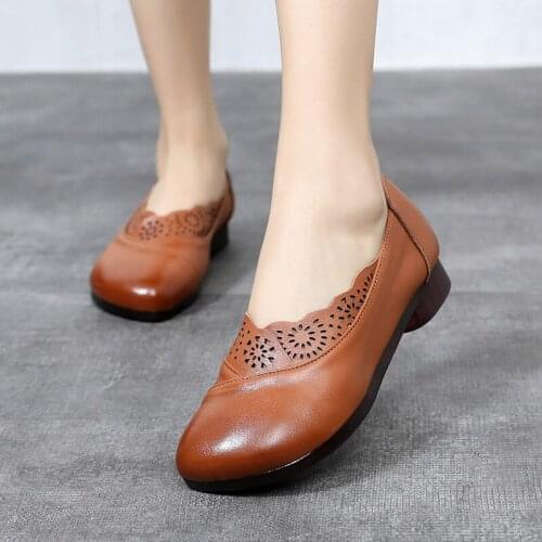 Leather Women Shoes Round Toe Shallow Ladies Casual Flat Shoes Retro Handmade Loafers Comfort Women Soft Single Shoes