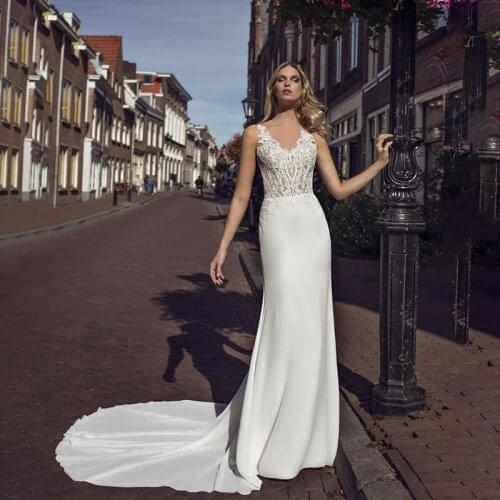 Sexy V Neck Mermaid Wedding Dresses Bride Sleeveless Chiffon Wedding Gowns Custom Made