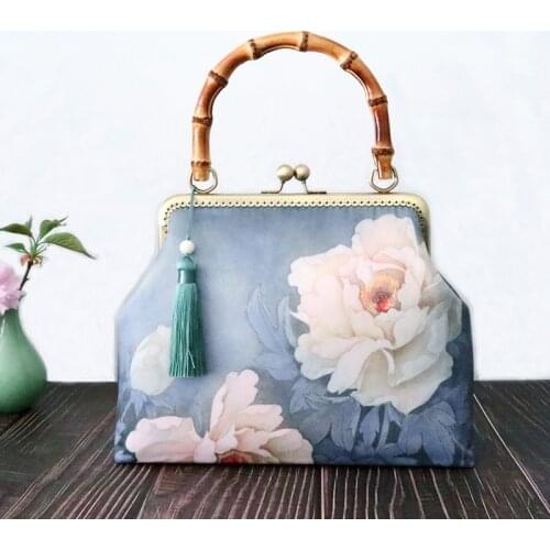 2021 Luxury Designer Handbag Womens Bamboo Purse Shopper Bag Chinese Style Retro Exquisite Hibiscus Flowers Satin Crossbody Bag