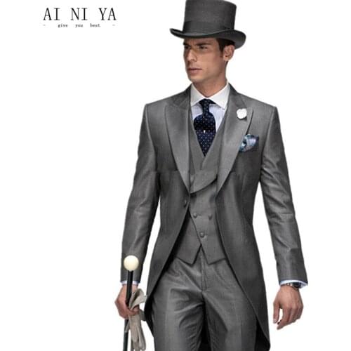 New Best Design Gray Peak Lapel Groom Tuxedos Groomsmen Mens Wedding Suits Formal Best Men 3 Piece Suits (coat + pants + vest)
