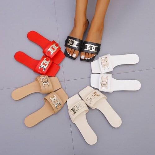 Slippers Women Summer 2021 New European And American Fashion Black Luxury Sandals Flat Sexy Square Toe Outdoor Beach slipper