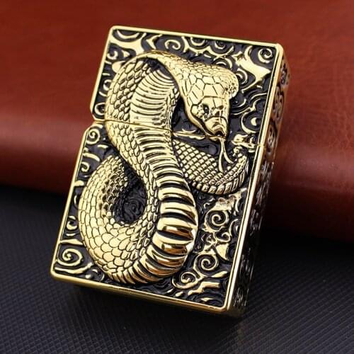 Zorro Windproof Reinforced Relief Heavy Helmet Snake Vintage Wheel Kerosene Lighter For Men