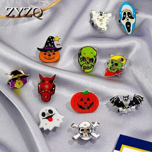 ZYZQ Creative Funny Cartoon Ghost Bat Pumpkin Head Badge Exaggeration Halloween Glowing Brooch For Man Women Party Accessories