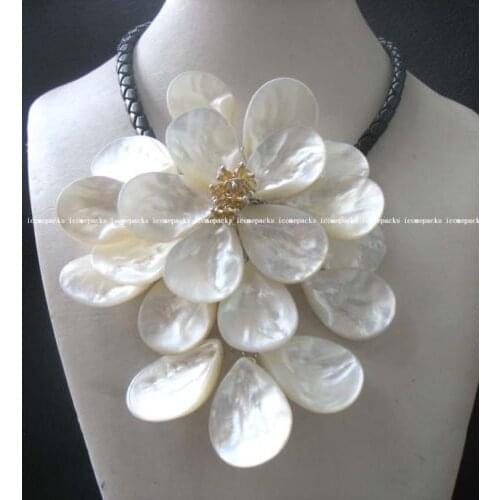 Natural sea shell flower white quartz necklace 20" wholesale gift beads drop nature hot