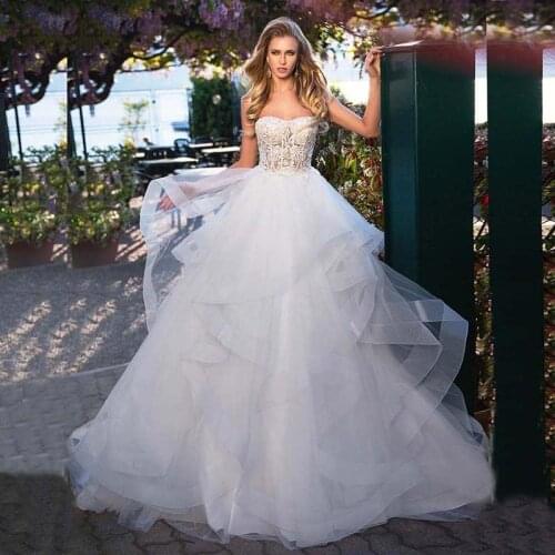 Wholesale Charming Ball Gown Bridal Wedding Dresses Lace White Sweetheart Wedding Gowns for Bride Open Back Tiered Ruffles