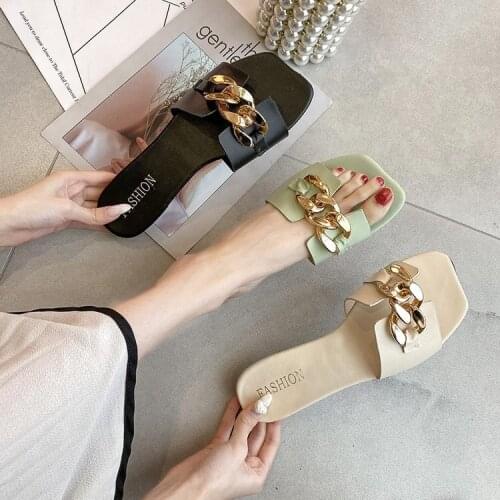 New womens slippers summer 2021 slippers fashion black metal chain decorative square shoes womens slippers womens beach shoes