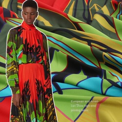 Italian V brand printed polyester silk fabric factory custom summer fashion dress womens clothing fabrics cloth sewing