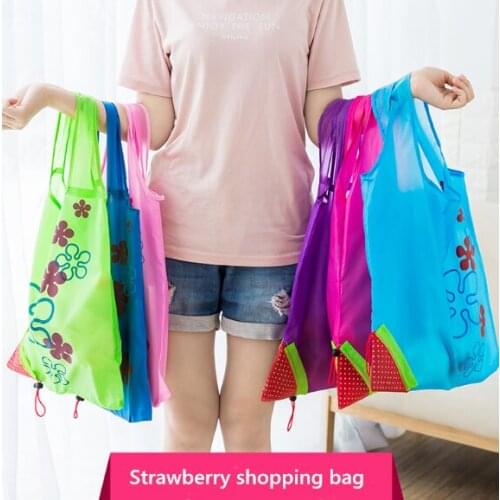 Hot Creative environmental storage bag Handbag Strawberry Foldable Shopping Bags Reusable Folding Grocery Nylon eco tote Bag