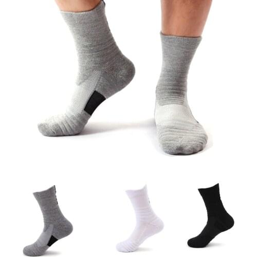 Men Knee-High Sports Socks Pile Loop Sweat-Absorbent Breathable Non-Slip Basketball Socks For Outdoor Badminton Running