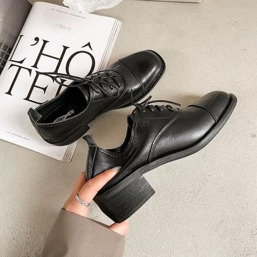 Osunlina Casual Flats Black White Lace Up Round Toe 4.5cm High Square Heels Concise Leisure Lady Shoes Handmade For 2021 Autumn