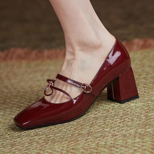 Oversized Patent Leather Burgundy Thick-Heel Sexy Square-Toe Pumps Fashion High Heels With Shiny Leather Bow And Metal Buckle