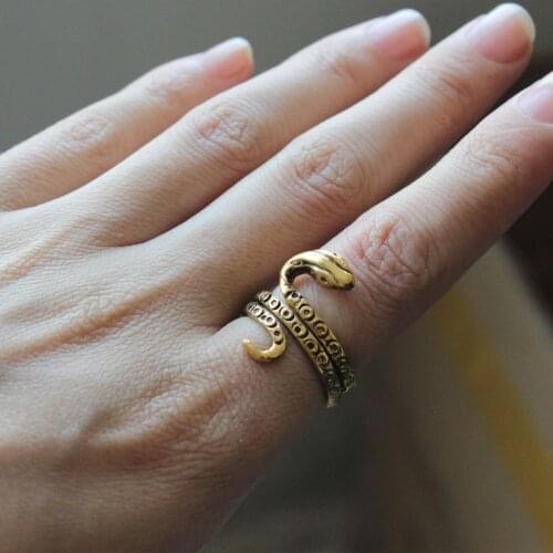 Fashion ancient egyptian pharaoh snake ring Gothic ring Dark ring Animal rings