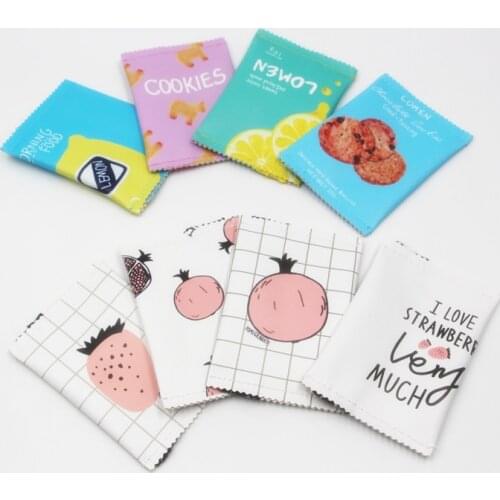 Male and female childrens fun pu coin bag biscuit clutch bag mini simple girl bag coin zipper earphone bag keychain wallet