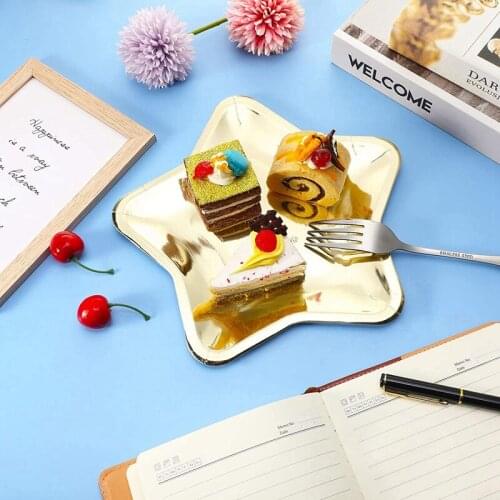 30Pcs Star Shaped Paper Plates Gold Disposable Party Plate Pentagram Dinnerware Plate for Tableware Supplies
