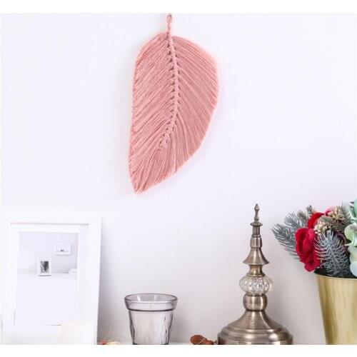 Woven Feather Tapestry Soft Fine Workmanship Cotton Macrame Wall Hanging Feather Boho Chic Woven Leaf for Wall