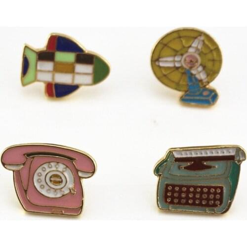 Fashion Enamel telephone machine transmitter machine fan brooch clothing accessories wholesale Holiday gift