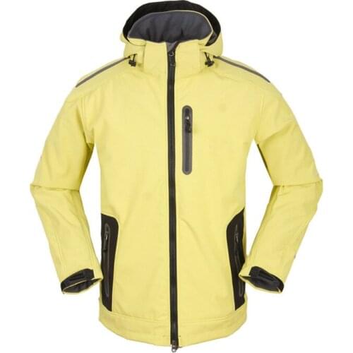 New mens outdoor camping mountaineering leisure sports jackets composite velvet soft shell jackets