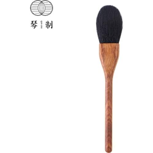 QINZHI Professional Handmade Make Up Brush 02 Flat Face Powder Brush Soft Saikoho Goat Hair Makeup Brushes